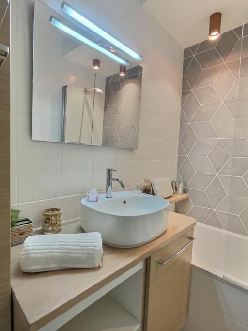 "L'Horizon" De Miss.K Conciergerie Apartment Macon Ngoại thất bức ảnh